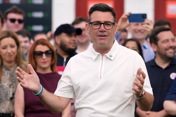 Britain's Labour party candidate Andy Burnham speaks to supporters after the Makerfield by-election in Ashton in Makerfield, England, Friday, June 19, 2026.(AP Photo/Jon Super)
APTOPIX Britain Pi ...