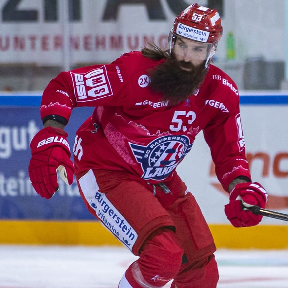 SC Rapperswil-Jona Lakers Verteidiger Eliot Antonietti waehrend dem Eishockey-Meisterschaftsspiel der National League zwischen den SC Rapperswil-Jona Lakers und dem SC Bern am Freitag, 11. Oktober 201 ...