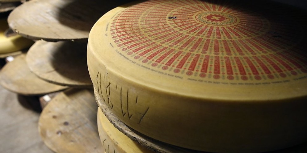 In der Emmentaler Dorfkäserei geht es weiter.