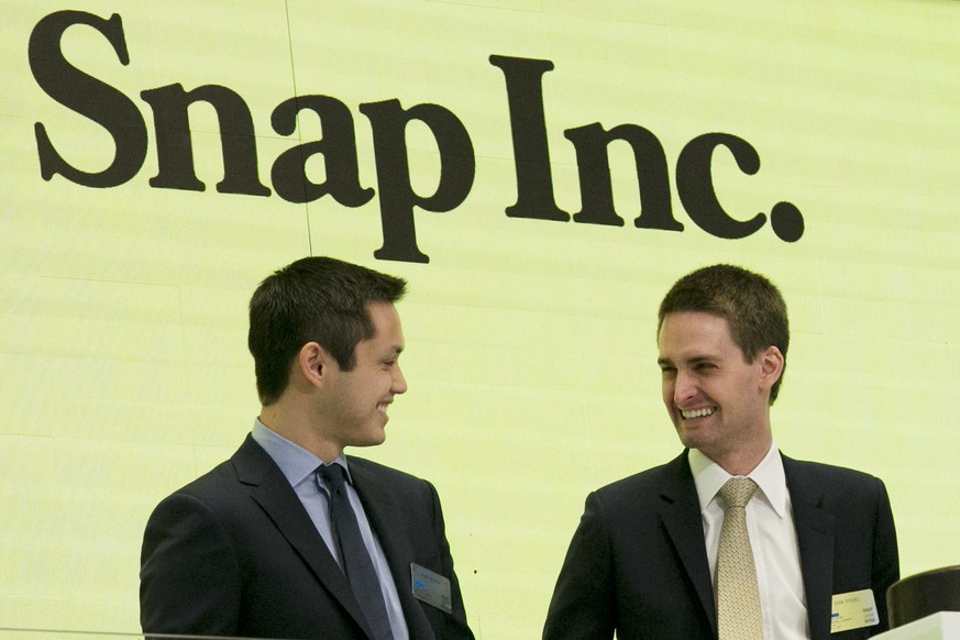 Beim Börsengang 2017 konnten sich die Gründer Bobby Murphy (l.) und CEO Evan Spiegel freuen.