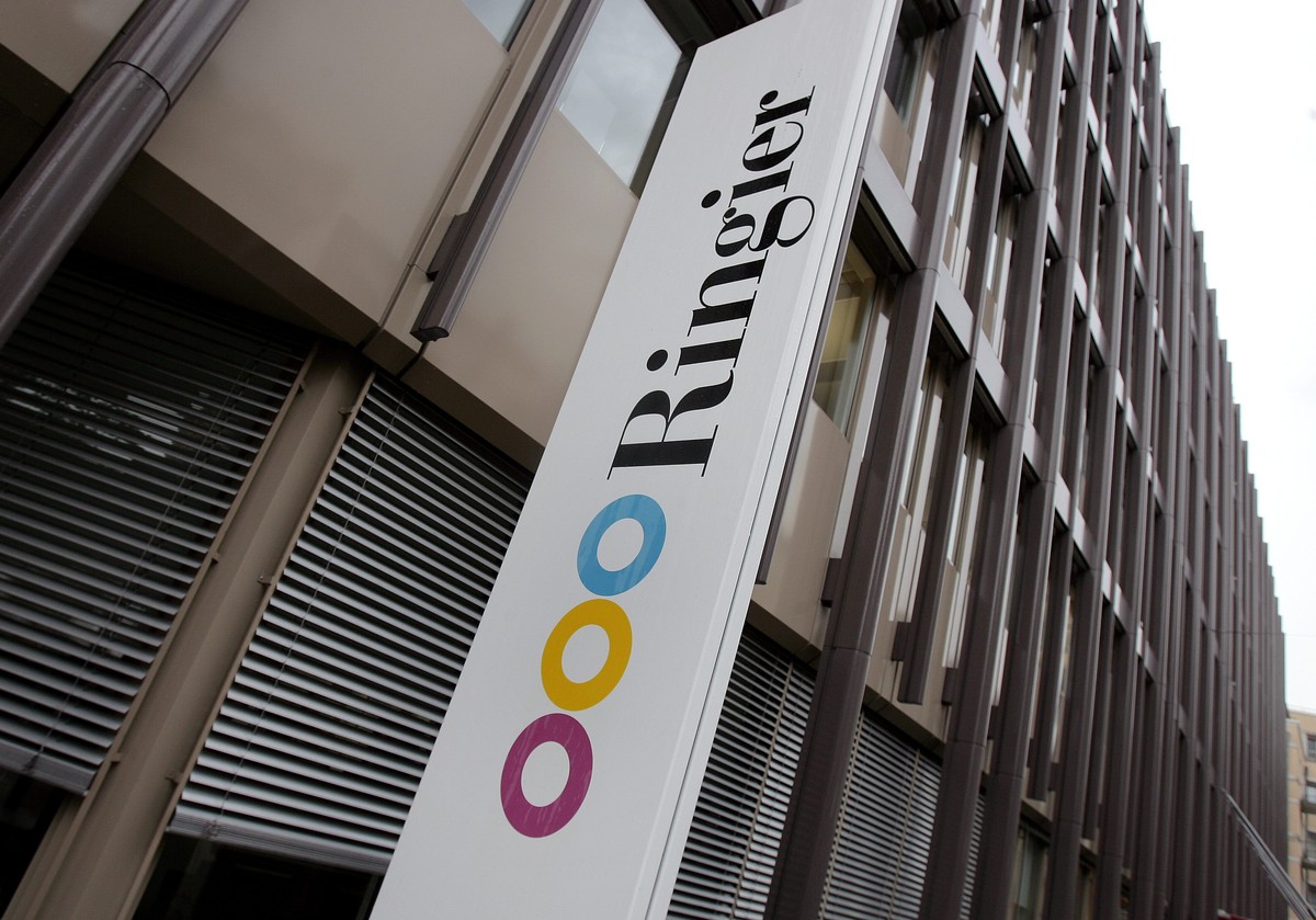 ARCHIV --- ZUR MELDUNG, DASS RINGIER UND AXEL SPRINGER EIN GEMEINSCHAFTSUNTERNEHMEN GRUENDEN, STELLEN WIR IHNEN FOLGENDES BILD ZUR VERFUEGUNG --- Das Medien- und Verlagshaus Ringier an der Zuercher Du ...