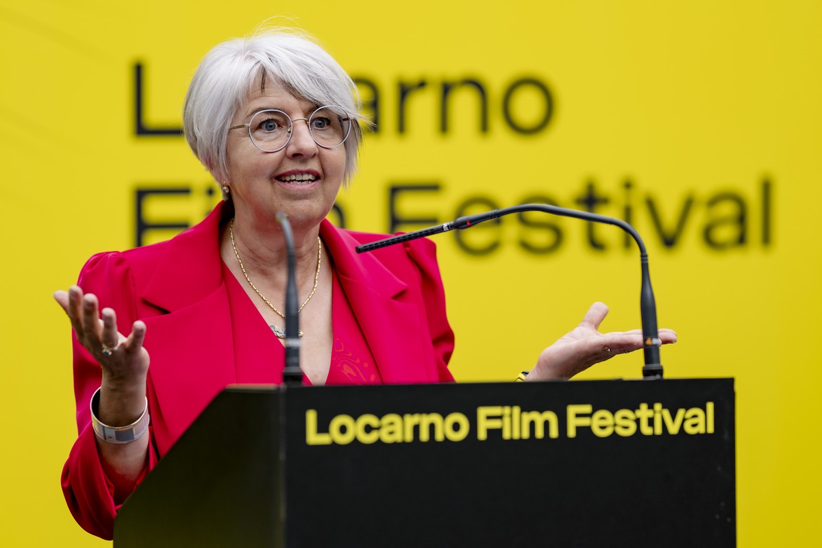 Swiss Federal Councillor Elisabeth Baume-Schneider speaks during the official opening at the 77th Locarno International Film Festival, in Locarno, Switzerland, Wednesday, August 7, 2024. (KEYSTONE/Jea ...