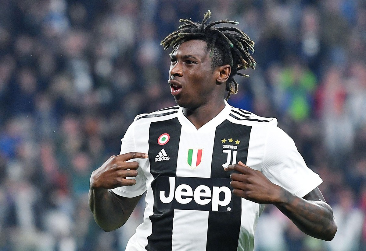 epa07474065 Juventus' Moise Kean jubilates after scoring the 1-0 goal during the Italian Serie A soccer match Juventus FC vs Empoli FC at the Allianz stadium in Turin, Italy, 30 March 2019 EPA/AL ...