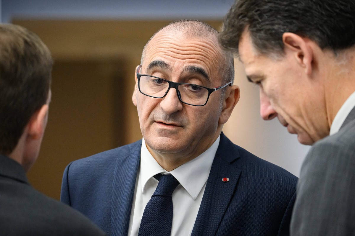 Interministerial Crisis Meeting at Elysee - Paris French Interior Minister Laurent Nunez, French Minister of Education Edouard Geffray and French Minister of Higher Education, Research and Space Phili ...