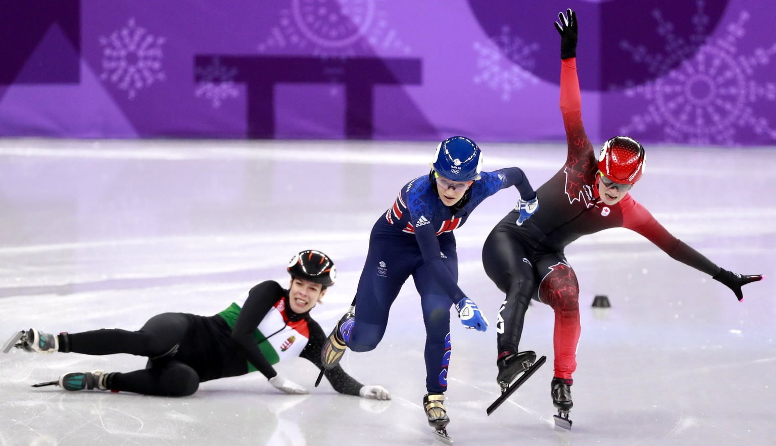epaselect Elise Christie (C)of Britain in action on her way to win the Women&#039;s Short Track Speed Skating 500 m quarter final at the Gangneung Ice Arena during the PyeongChang 2018 Olympic Games,  ...