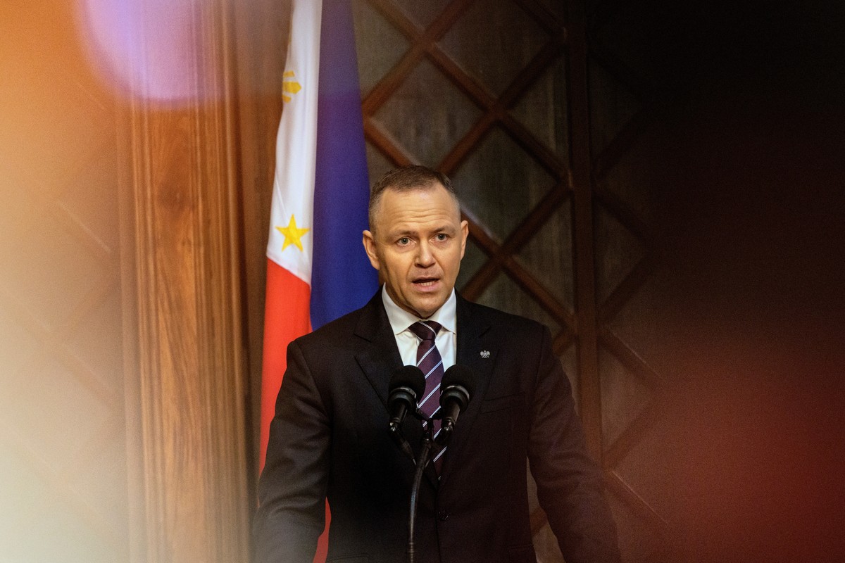 Polish President Karol Nawrocki speaks at Malacañang Palace in Manila, Philippines, Tuesday, Oct. 6, 2026. (Ezra Acayan/Pool Photo via AP)
Philippines Poland