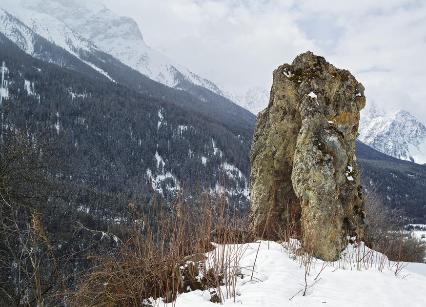 9 gigantische Schweizer Steine, die auf deinen Besuch warten
