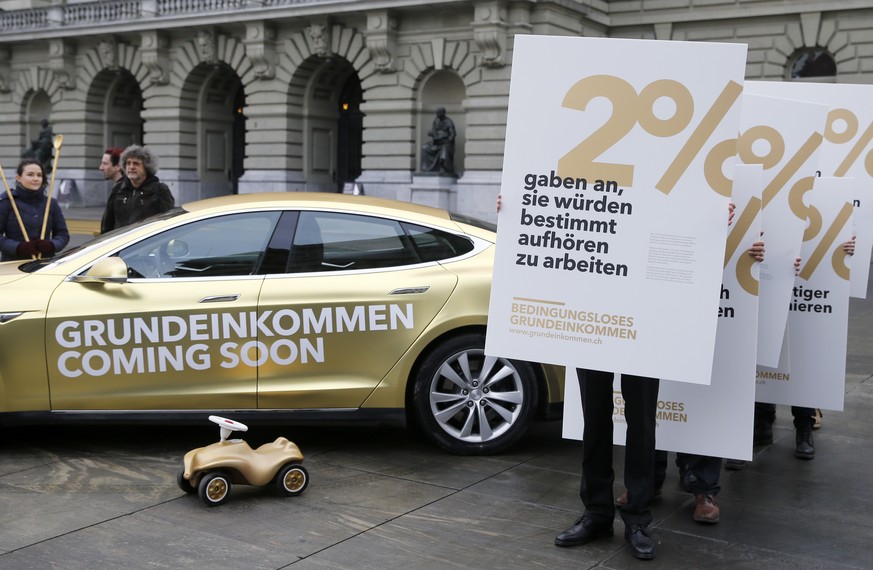 Bundesrat gibt zu: Das Bedingungslose Grundeinkommen kostet 25, nicht 153 Milliarden Franken
