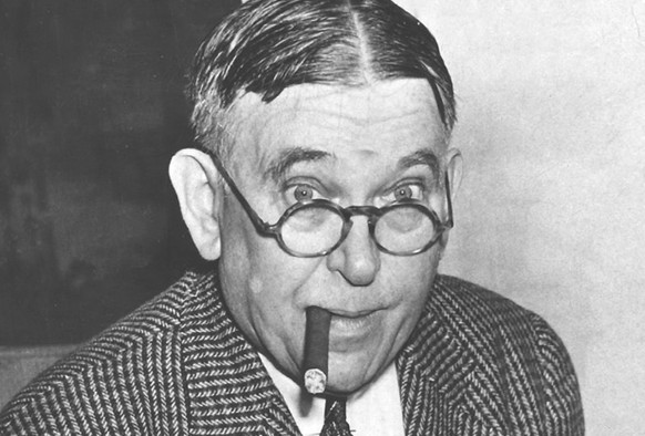 H. L. Mencken. (Henry L. Mencken.) Baltimore Sun Staff File Photo by Robert F. Kniesche. 9/20/50 MANDATORY CREDIT: Baltimore Examiner and Washington Examiner OUT ORG XMIT: BAL0909101149453148