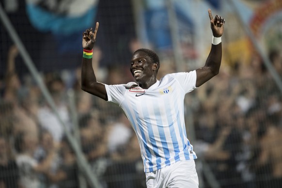 Zuerichs Moussa Kone jubelt nach seinem 3:1 Tor im Challenge League Fussballspiel zwischen dem FC Schaffhausen und dem FC Zuerich im Stadion Breite in Schaffhausen, am Samstag, 27. August 2016. (KEYST ...