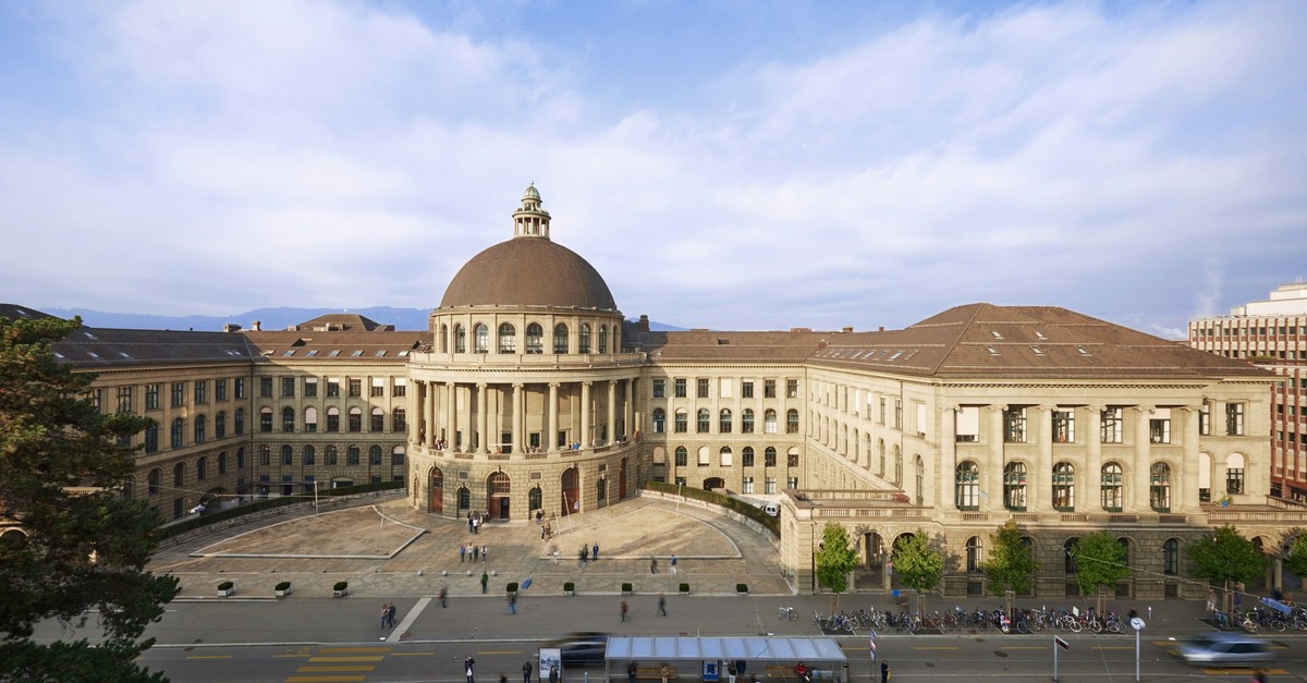 Druck-aus-Br-ssel-Schweizer-Unis-m-ssen-Geb-hren-f-r-EU-Studenten-senken