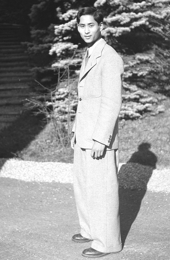 Porträt von König Ananda in seiner Wahlheimat Pully. Er war 1935 zum König von Thailand gekrönt worden, verbrachte aber die meiste Zeit in der Schweiz.