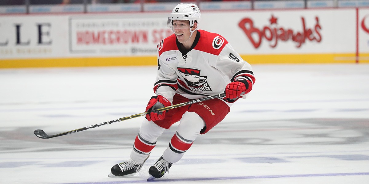 Andrew Miller bei den Charlotte Checkers im Einsatz.