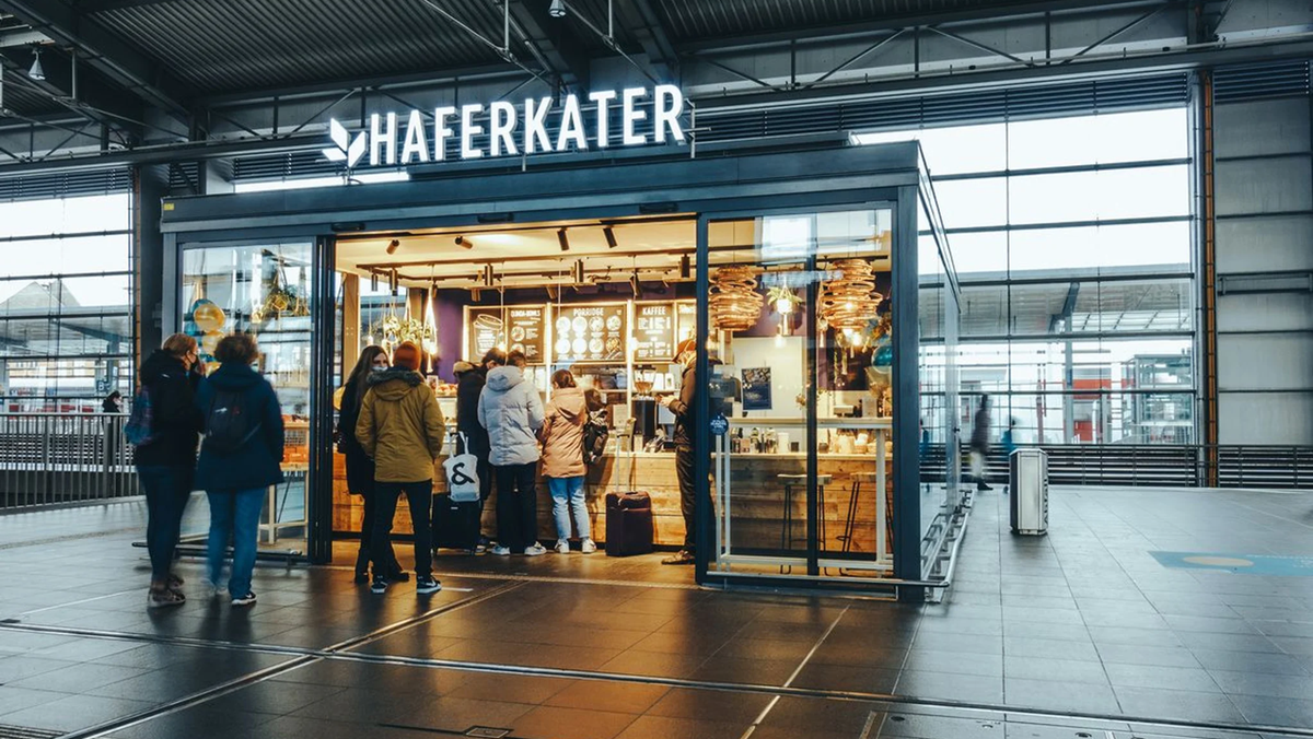 https://www.schweizheute.ch/wirtschaft/haferkater-eroeffnet-erste-filialen-in-der-schweiz-ld.4219559
Haferkater