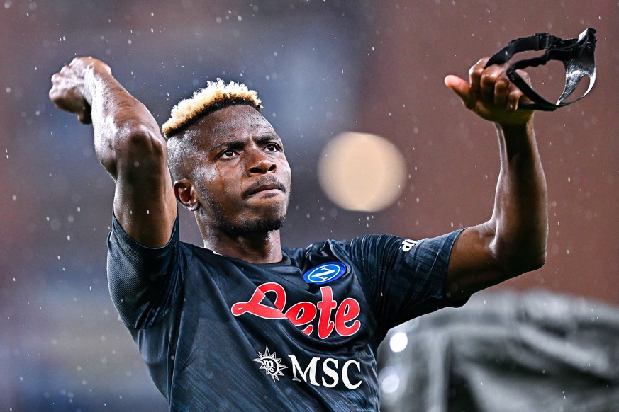 epa10396214 Napoli&#039;s Nigerian forward Victor Osimhen celebrates after the Italian Serie A soccer match Uc Sampdoria vs Ssc Napoli at Luigi Ferraris stadium in Genoa, Italy, 08 January 2023. EPA/S ...