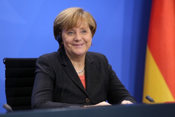 Angela Merkel freut sich scheinbar jetzt schon auf neue Langlaufschuhe.
