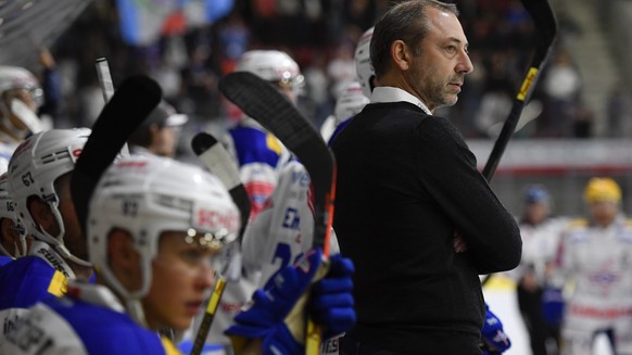 Kloten&#039;s Cheftrainer Andre Roetheli, im Spiel der Eishockey Swiss League zwischen dem EHC Winterthur und dem EHC Kloten, am Freitag, 21. September 2018, in der Zielbau Arena in Winterthur. (KEYST ...