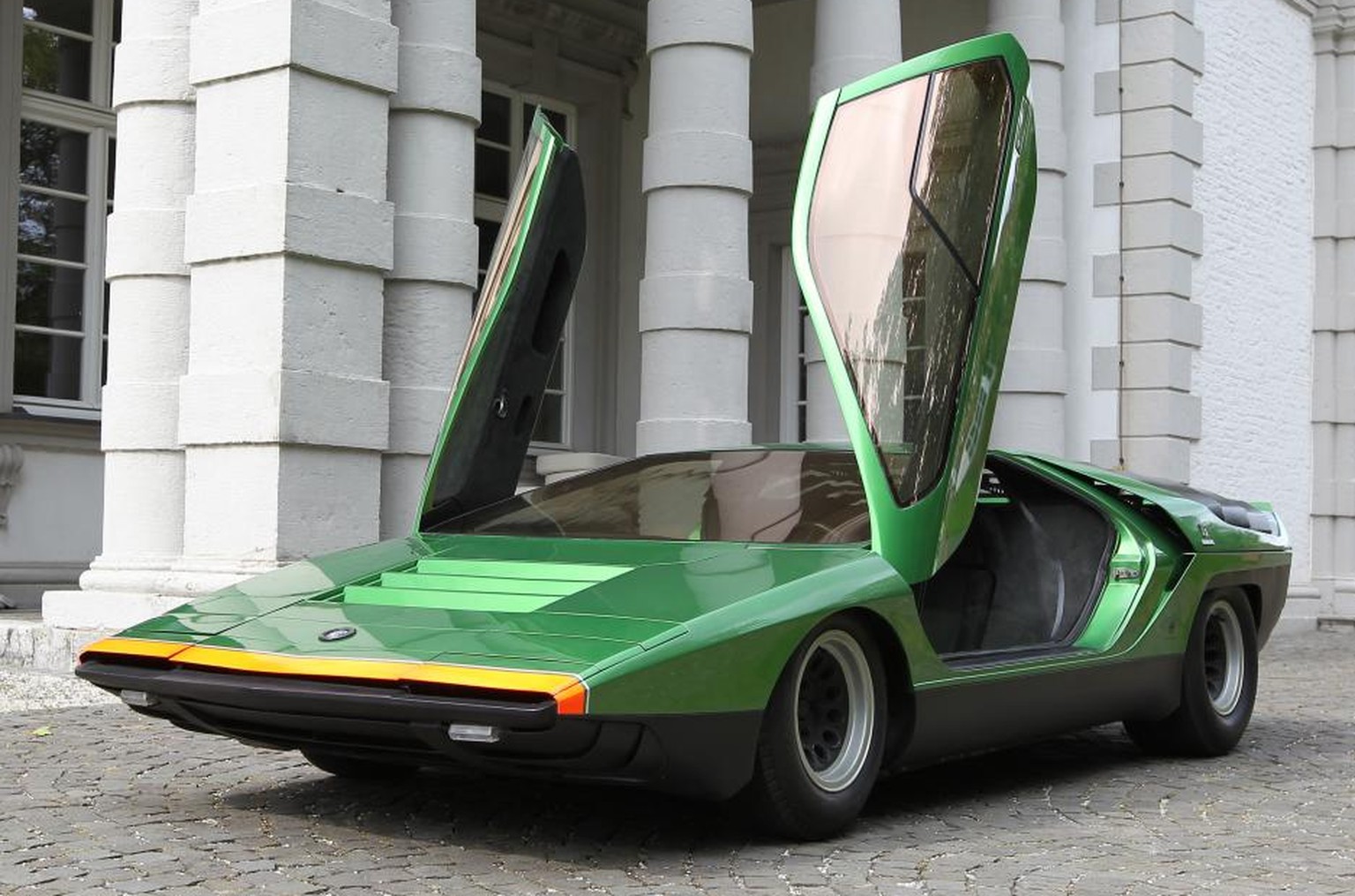 alfa romeo carabo 1968 http://www.autozeitung.de/classic-cars/alfa-romeo-carabo-bertone