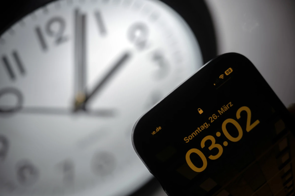 Im italienischen Parlament wird über die Abschaffung der Winterzeit diskutiert.