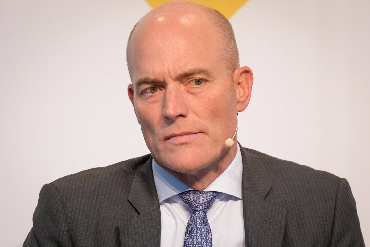Veranstaltung der FDP Bundestagsfraktion zum Anlegen und Sparen Dirk Schmitz, der Blackrock Laenderchef im Portrait auf einer Veranstaltung der FDP Bundestagsfraktion zum Sparen und Anlegen, Berlin, 1 ...