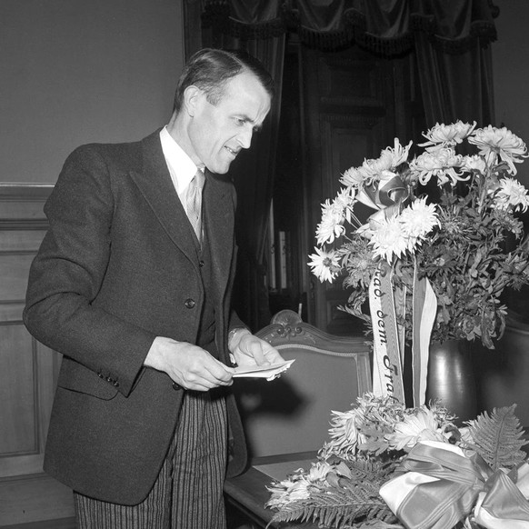 Max Petitpierre nach seiner Wahl in den Bundesrat vom 14. Dezember 1944.