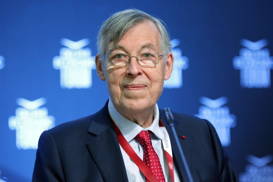 epa10592562 Francois Heisbourg, Special Advisor, attends the Delphi Economic Forum VIII in Delphi, Greece, 26 April 2023. The Forum engages political, economic, business and academic leaders in an eff ...