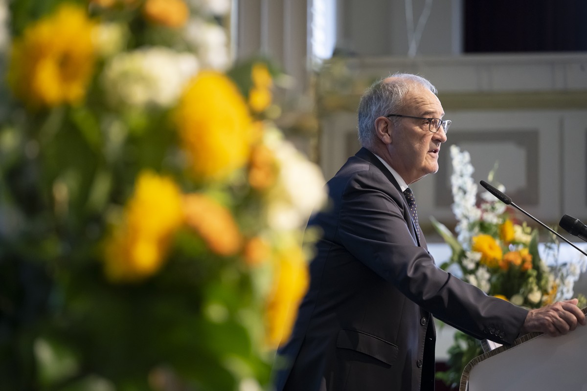 Bundesrat Guy Parmelin spricht beim Kongress von Travail.Suisse, unter dem Motto "Arbeit schafft Wert - Anerkennung jetzt!", am Samstag samedi, 9. September 2023, im Theater National, in Ber ...
