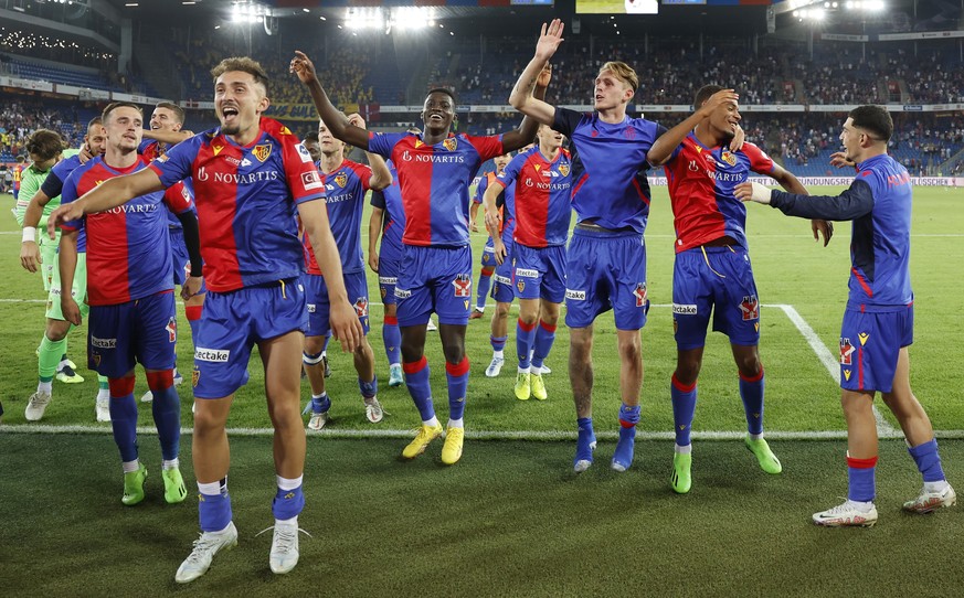 Basel&#039;s Andi Zeqiri, left front, and his teammates celebrate after winning the penalty shootout during the UEFA Europa Conference League third qualifying round, second leg soccer match between FC ...