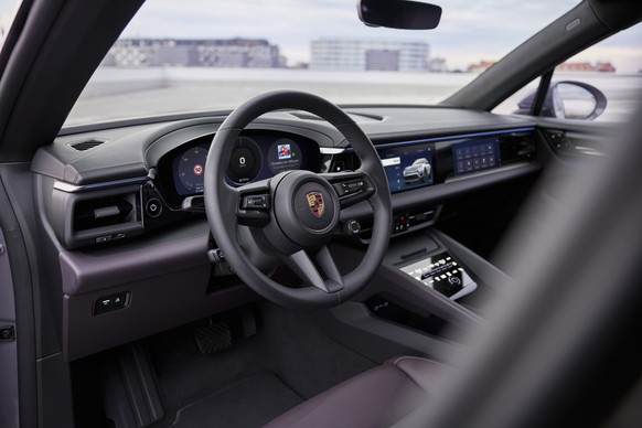 Porsche Macan 4 Electric