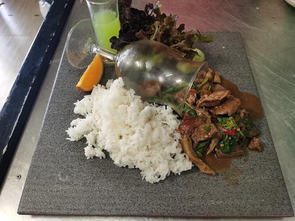 we want plates https://www.reddit.com/r/WeWantPlates/comments/s5jw9d/i_dont_even_know_what_to_call_this/