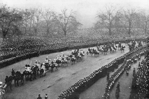 Bildnummer: 60105475 Datum: 01.01.1900 Copyright: imago/United Archives International The Funeral of Queen Victoria. The Royal mourners entering Hyde Park. 9 February 1901 kbdig 1900 quer Emperors Fun ...