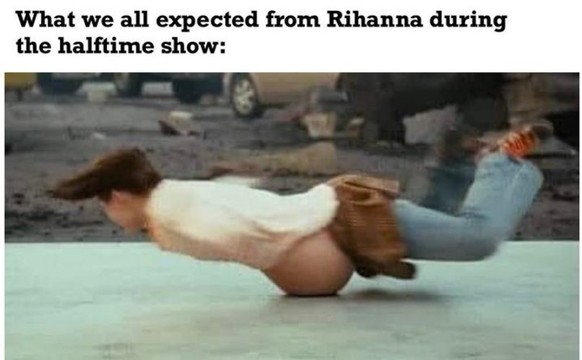 Die besten Super Bowl Memes zu Rihannas Halbzeitshow