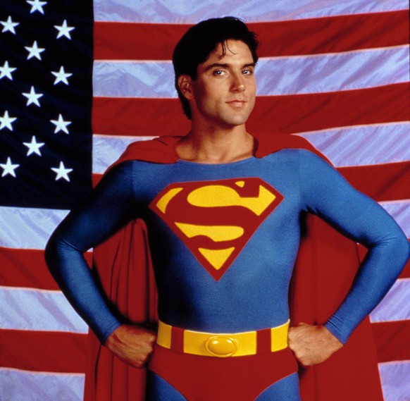 SUPERBOY, Gerard Christopher 89-92, 1988-1992 Courtesy Everett Collection PLEASE NOTE INCLUSION DATE ESTIMATED PUBLICATIONxINxGERxSUIxAUTxONLY Copyright: xCourtesyxEverettxCollectionx TSDSUPE EC013