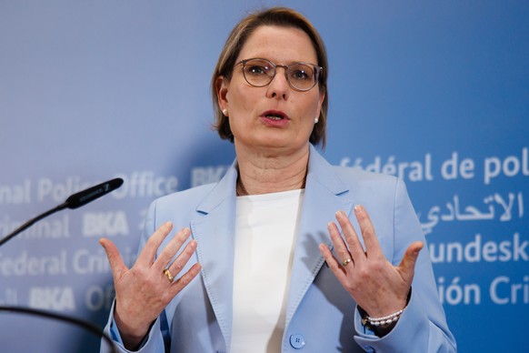 epa12720581 German Justice Minister Stefanie Hubig gestures during a media statement during a visit to the GTAZ Anti-Terror Center of the Federal Criminal Police Office in Berlin, Germany, 09 February ...