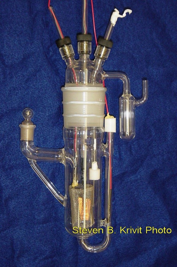 Apparatur für die kalte Fusion
https://commons.wikimedia.org/w/index.php?curid=22488894