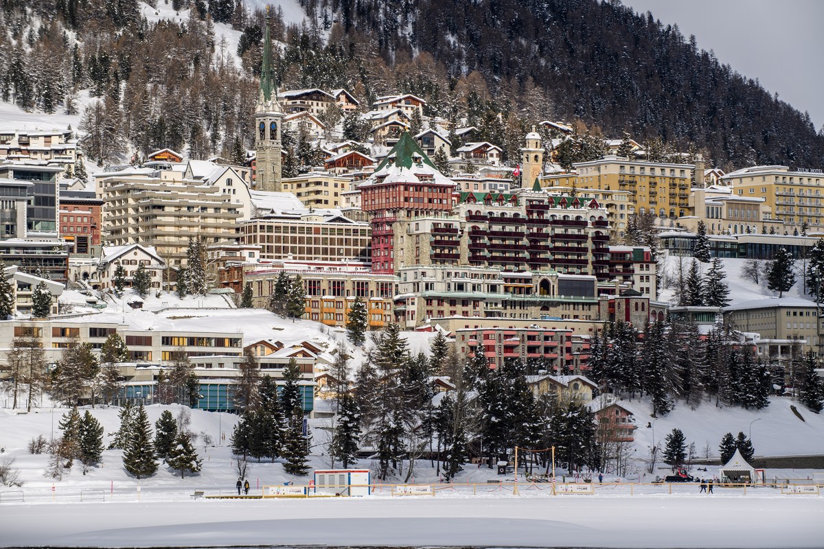 epa08946369 A view of the Badrutt's Palace Hotel on Via Serlas in St. Moritz, Switzerland, 18 January 2021. Guests and employees at the Grand Hotel des Bains Kempinski St Moritz and Badrutt���s P ...