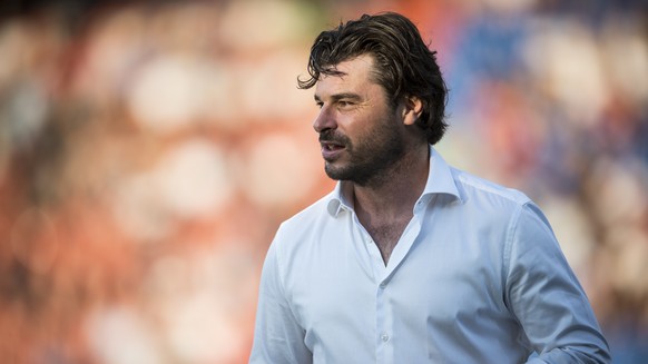 ARCHIVBILD ZUR MELDUNG, DASS CIRIACO SFORZA NEUER WIL-TRAINER WIRD --- Head coach Ciriaco Sforza of Thun is pictured prior to the UEFA Europa League third qualifying round second leg soccer match betw ...