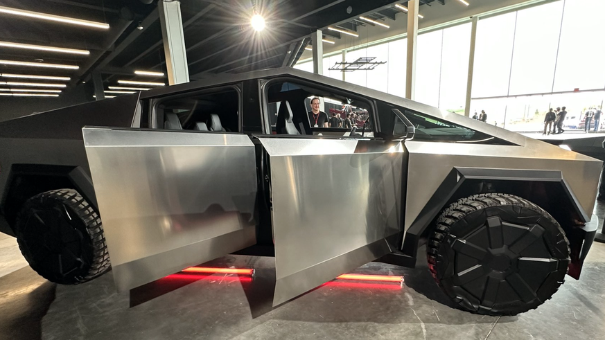 Tesla Cybertruck am Investor Day 2023.