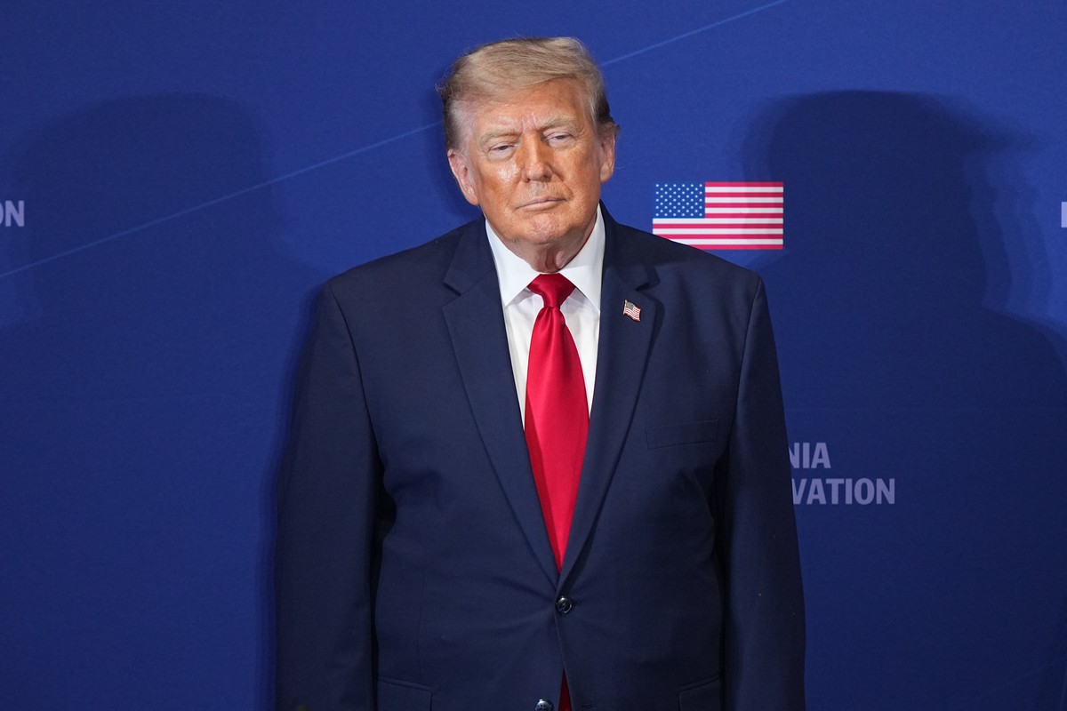 President Donald Trump arrives at the United States Army War College in Carlisle, Pa., during the Pennsylvania Defense and Innovation Summit, Wednesday, July 15, 2026. (AP Photo/Matt Rourke)
Donald Tr ...