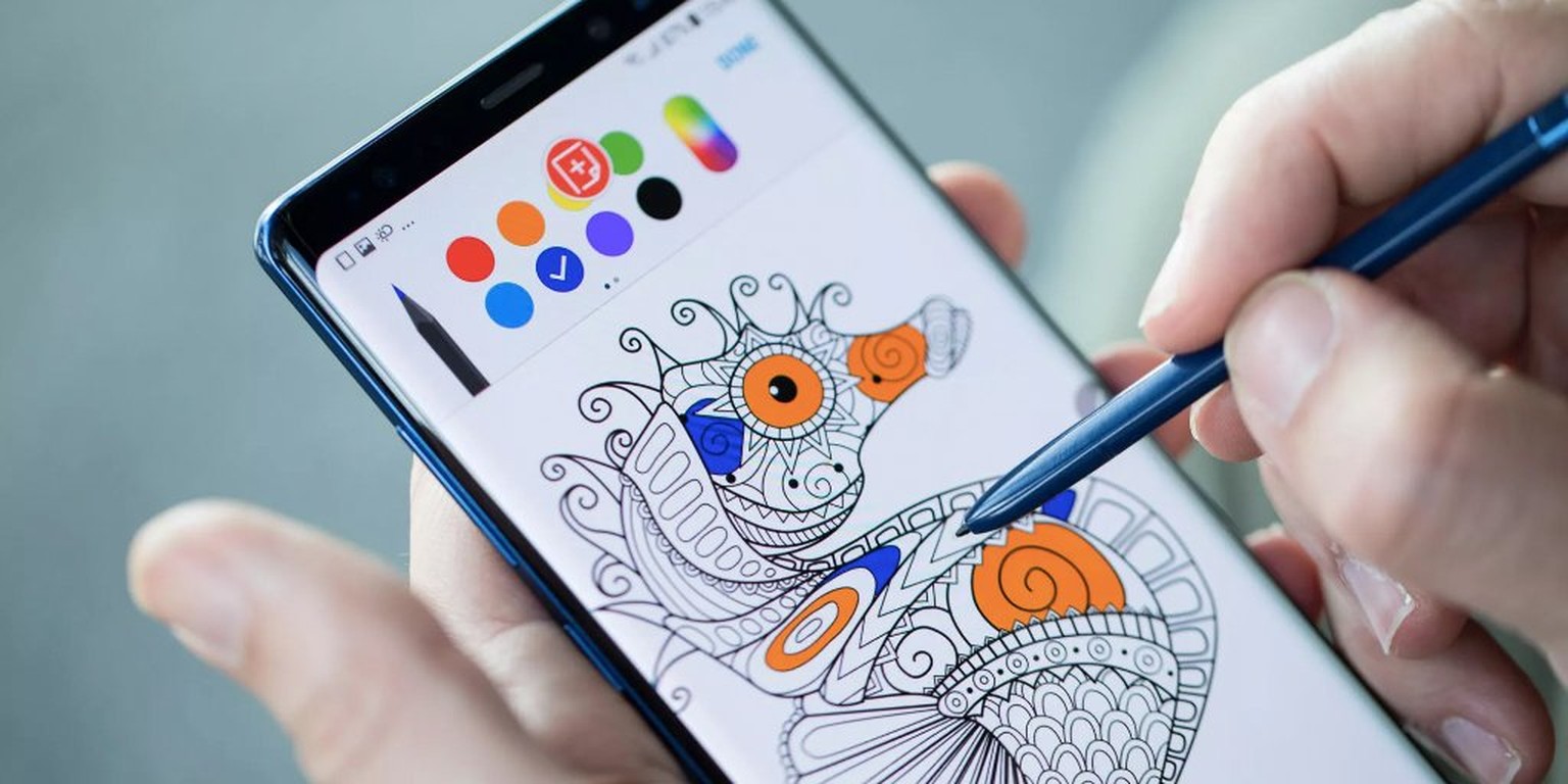 Das Galaxy Note 8 mit seinem S-Pen (Digital-Stift).