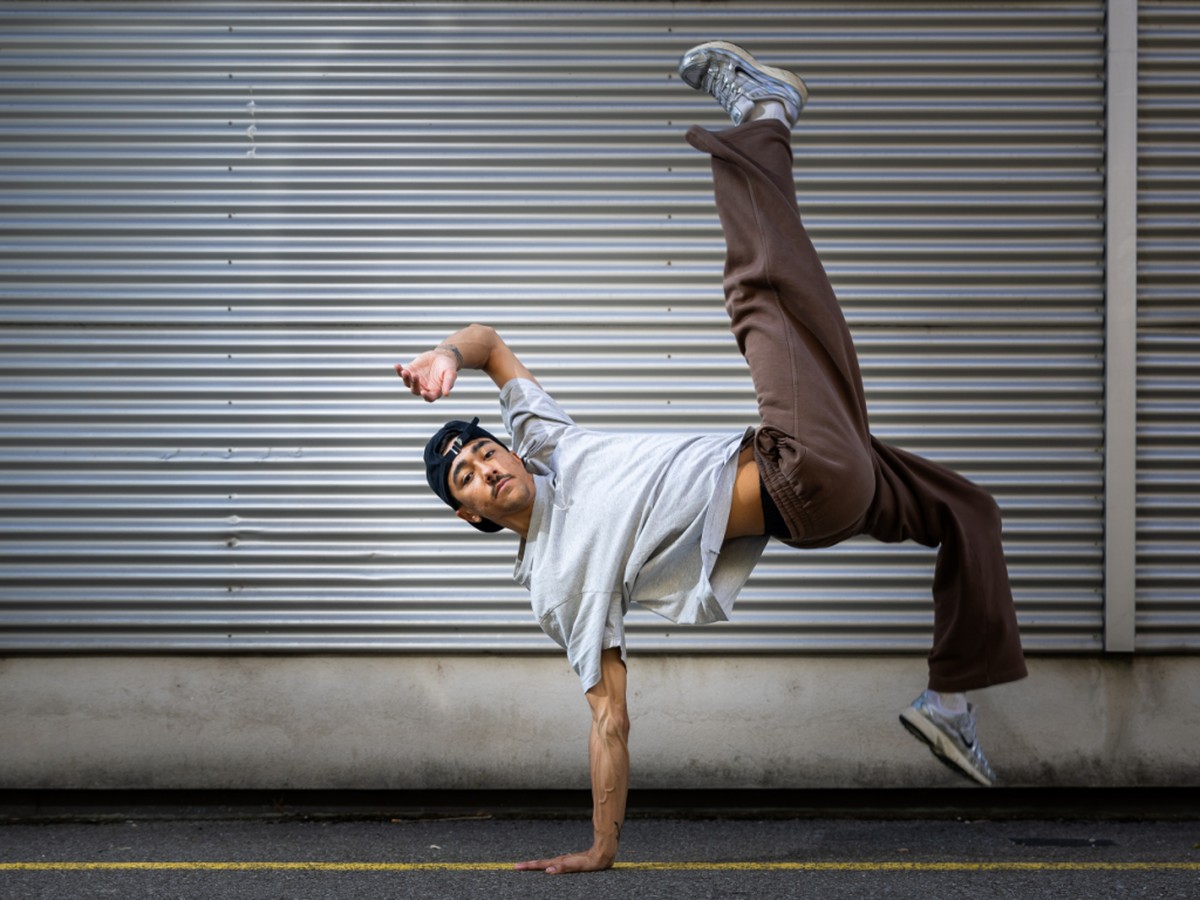 Le danseur urbain Zacharie Lamrani, alias Zax, de Vevey, espère décrocher sa place en finale mondiale de street dance au Hallenstadion de Zurich.