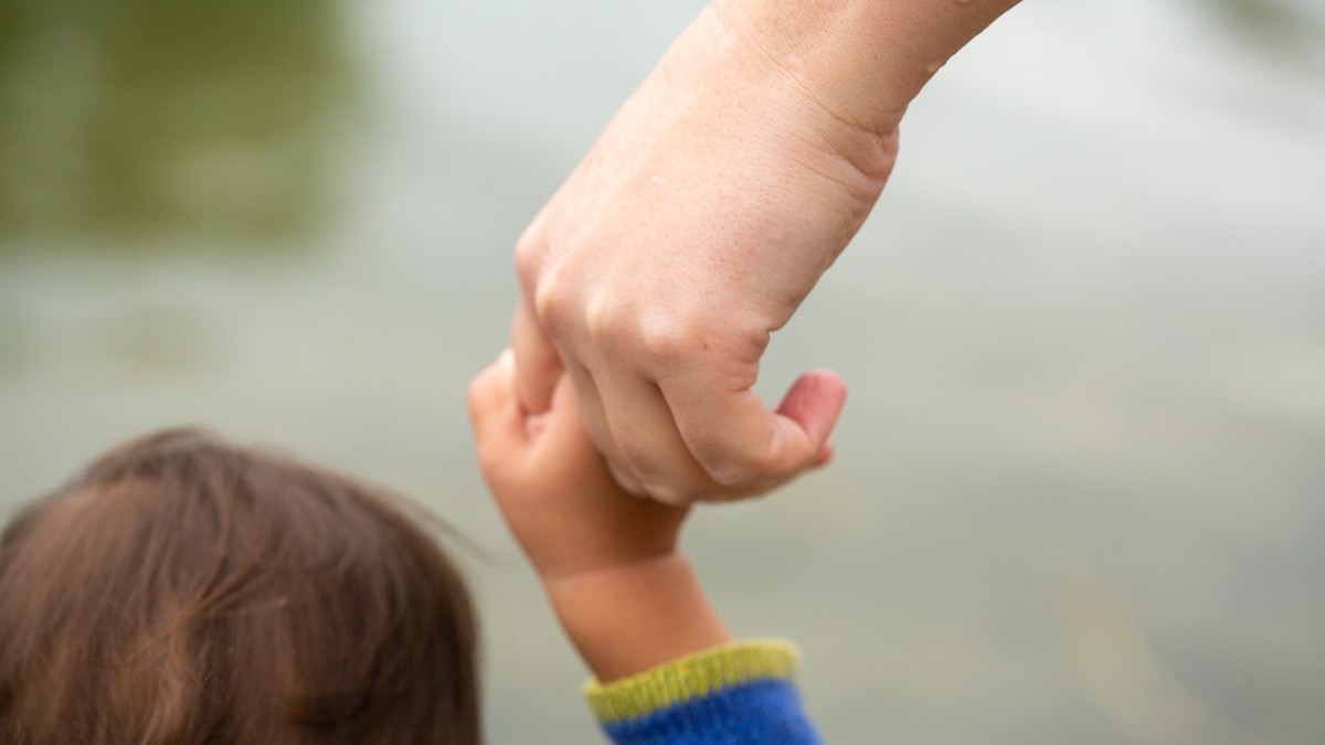 Erleichterte-Stiefkindadoption-St-nderat-weist-Vorlage-an-Bundesrat-zur-ck