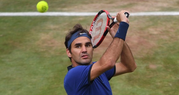 Roger Federer gewinnt in Halle gegen Struff.<br data-editable="remove">
