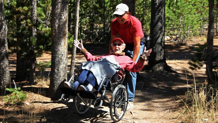 Sohnemann Tim und Norma gemeinsam im Yellowstone-Nationalpark.