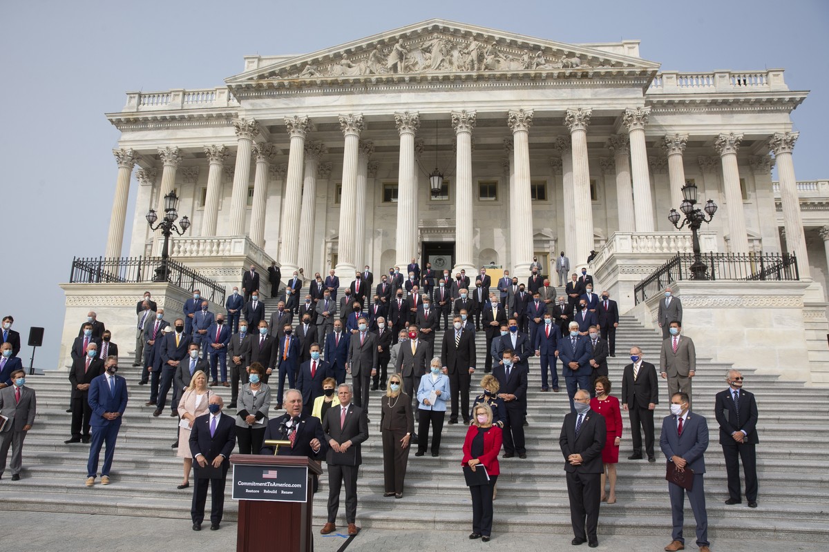 epa08670982 Republican Representative from Louisiana Steve Scalise (C) speaks at an event with Republican Representatives, at the East Front steps of the US House of Representatives, in Washington, DC ...