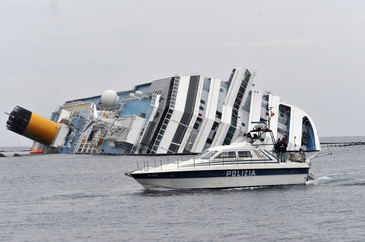 Le naufrage du Costa Concordia au large de la Toscane avait fait 32 morts.