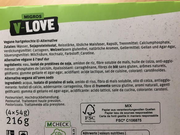 «Aber es ist nicht vegan, es hat Milchsäure drin»: Milchsäure selbst ist nicht per se ein tierisches Produkt. In der Lebensmittelindustrie benutzt man oft vegane Milchsäure, besonders wenn sie für veg ...