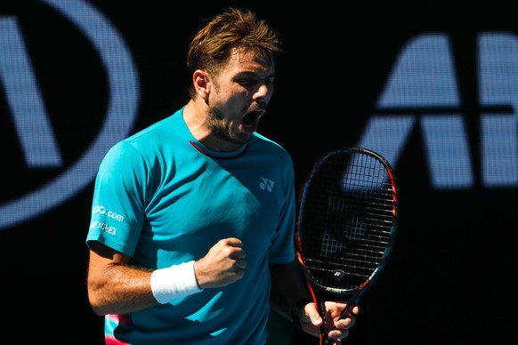 epa05745424 Stan Wawrinka of Switzerland reacts during Quarterfinals of the Men&#039;s Singles against Jo-Wilfried Tsonga of France at the Australian Open Grand Slam tennis tournament in Melbourne, Vi ...