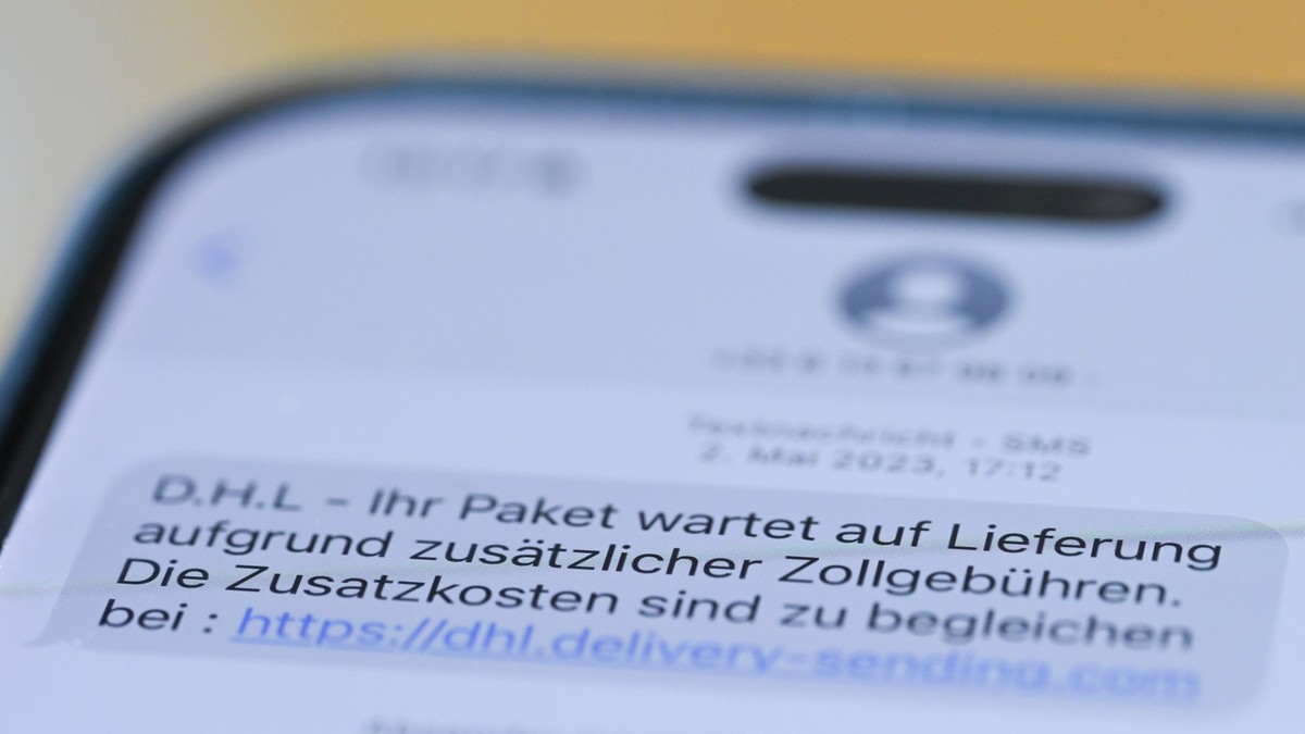 SMS-Phishing-in-mehreren-Kantonen-betrieben-52-J-hriger-im-Baselbiet-angeklagt