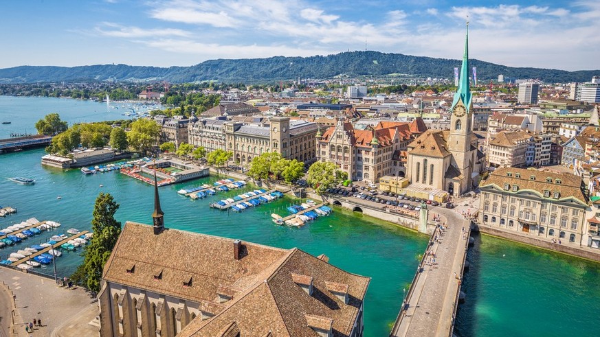 Ekspatriat menyukai kualitas hidup di Swiss – tetapi mereka jarang berteman